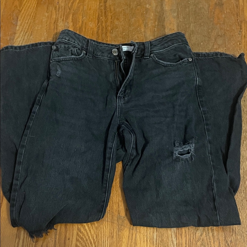 Women’s Garage Black Distressed Jeans